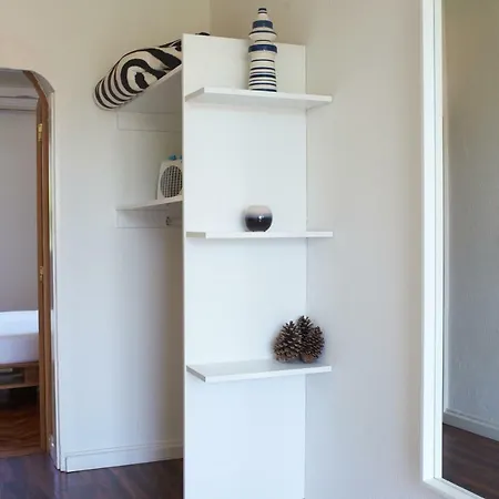 Cool Suites & Pool Hostel Cascais