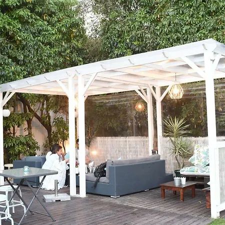 Cool Suites & Pool Cascais