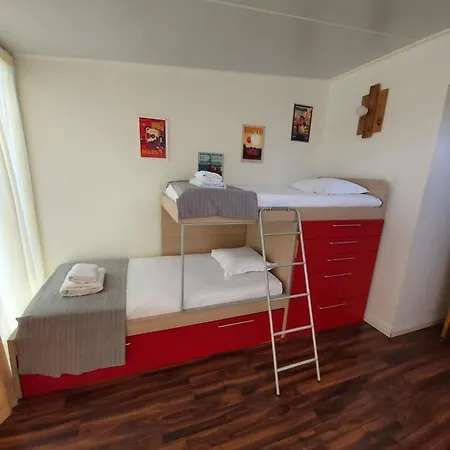 Vandrerhjem Cool Suites & Pool